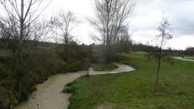 Photo de la Marcaissonne à Toulosue après travaux de restauration du cours d'eau