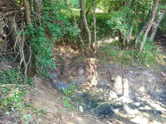 Photo des méandres recreusés de la Vendinelle à Auriac sur Vendinelle