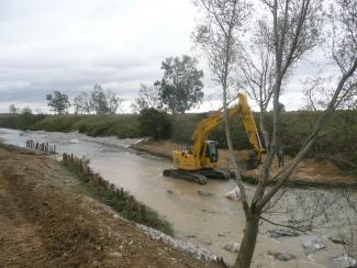 Photo des travaux de renaturation de l'Hers à Castelnau d'Estretefonds