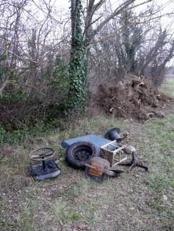 Photo des déchets trouvés sur site pendant les travaux à Launaguet en 2012