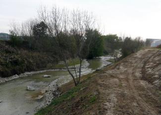 Photo de l'Hers, après travaux en 2011 - Launaguet, quartier des Monges