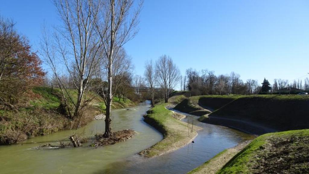 photo du lit et des berges de l'Hers après travaux